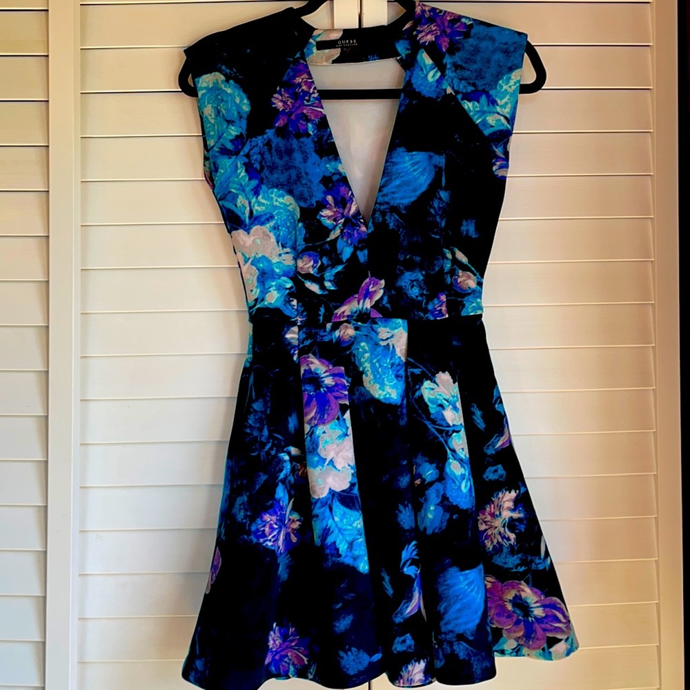 Guess cocktail dress sz Small